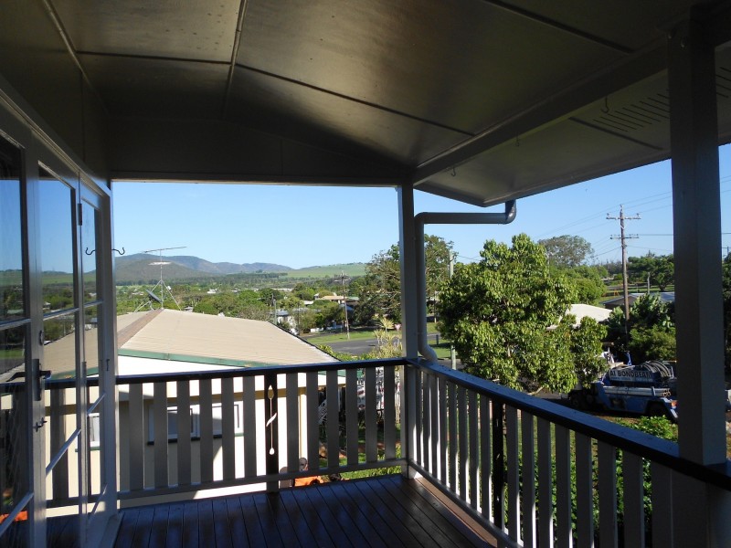 7 Fifth Avenue, Atherton QLD 4883