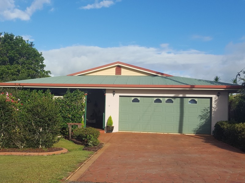10 Bernard Street, Malanda QLD 4885