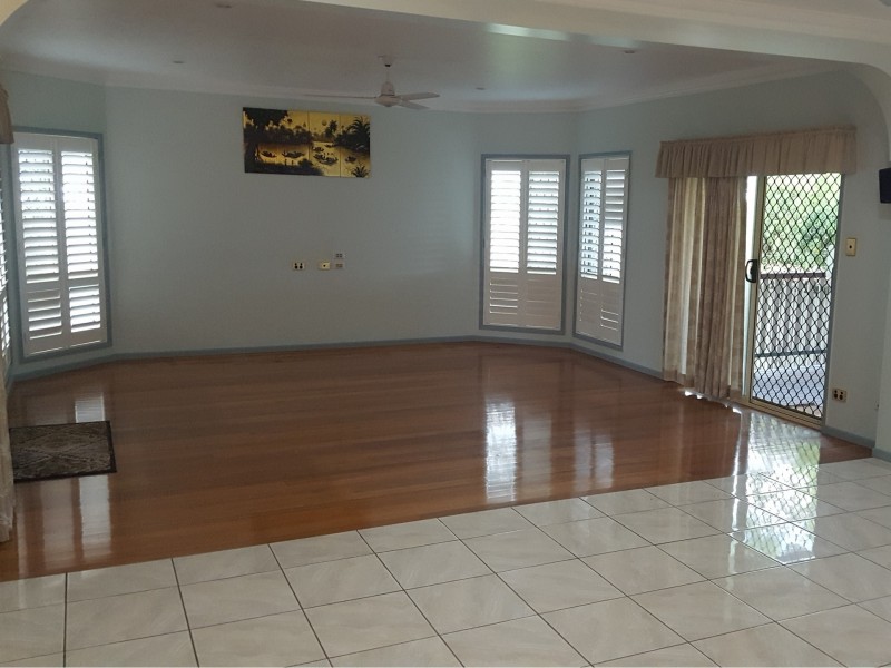 10 Bernard Street, Malanda QLD 4885