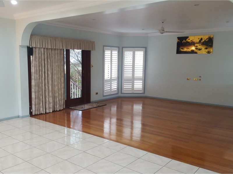 10 Bernard Street, Malanda QLD 4885