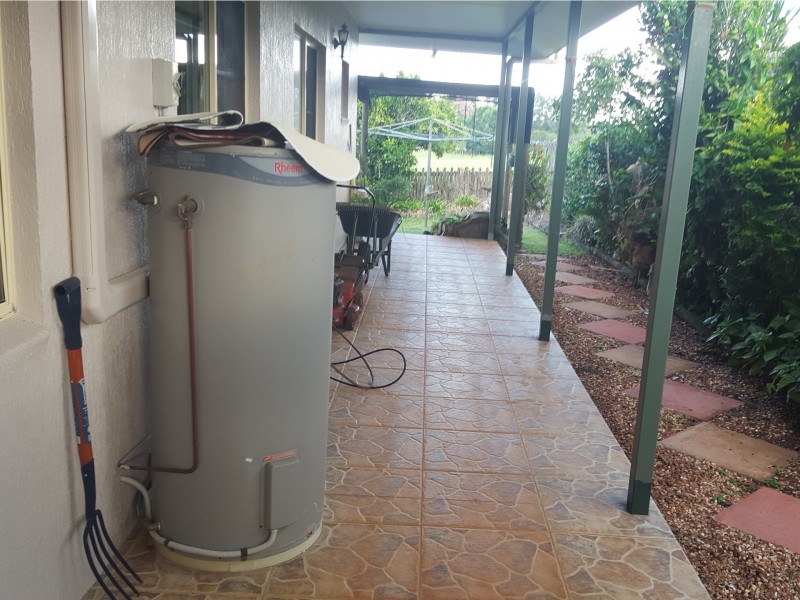 10 Bernard Street, Malanda QLD 4885