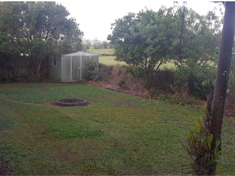 10 Bernard Street, Malanda QLD 4885