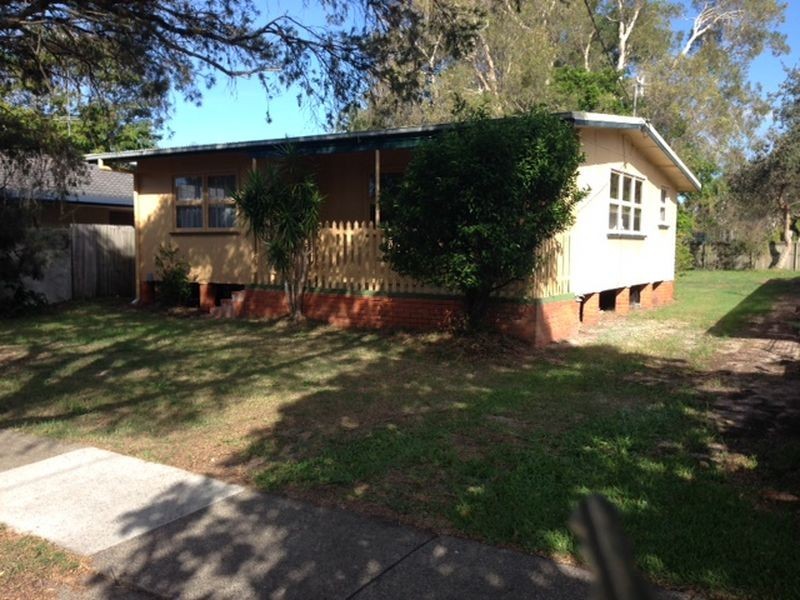 22 Twelfth Avenue, Palm Beach QLD 4221