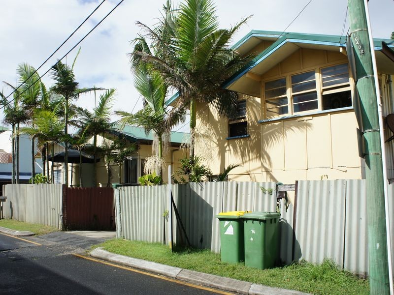 74 Jefferson Lane, Palm Beach QLD 4221