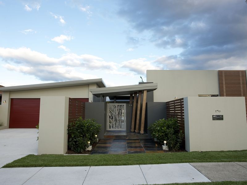 193 Nineteenth Avenue, Elanora QLD 4221