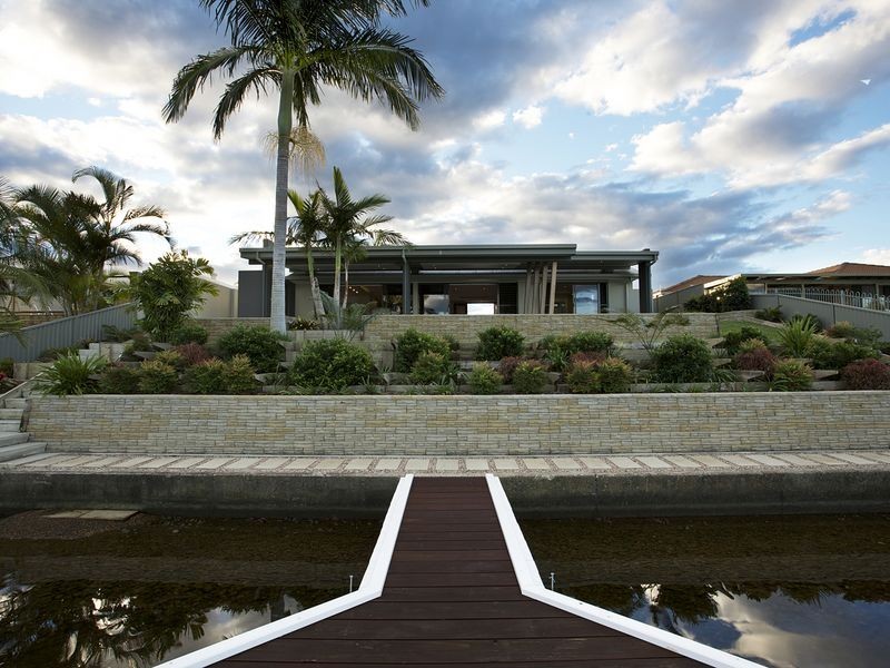 193 Nineteenth Avenue, Elanora QLD 4221