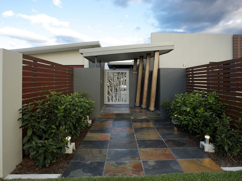 193 Nineteenth Avenue, Elanora QLD 4221