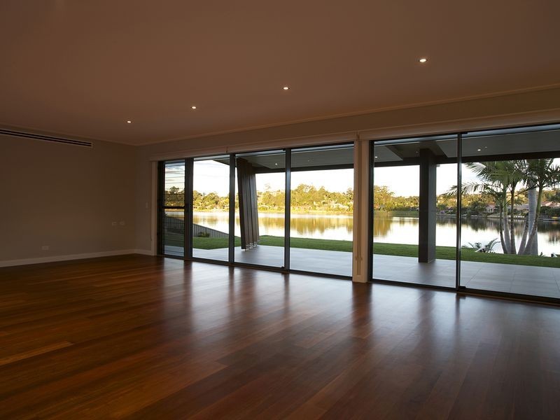 193 Nineteenth Avenue, Elanora QLD 4221