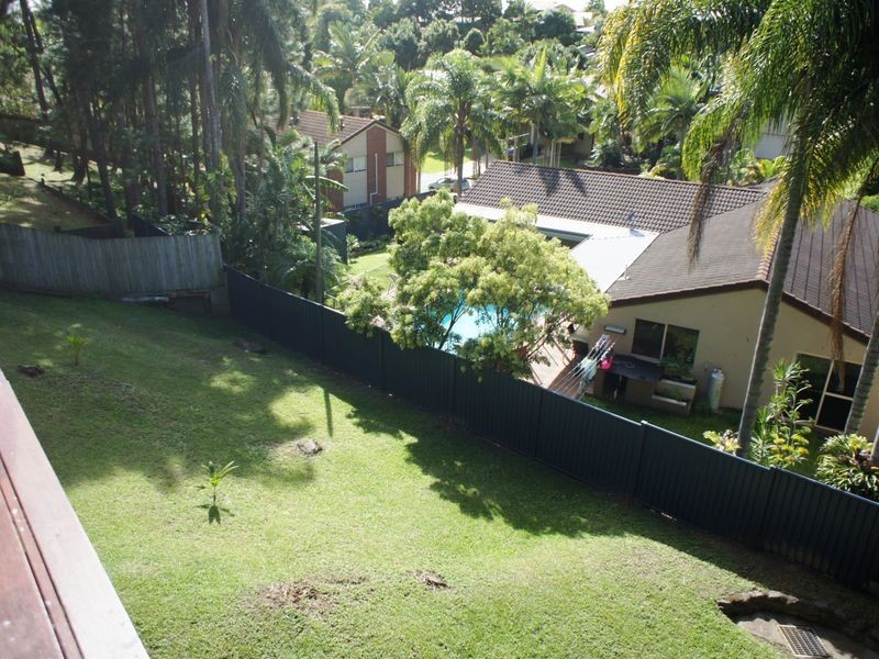 17 Crest Drive, Elanora QLD 4221