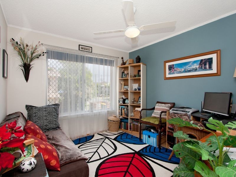 3/2 Twenty Sixth Avenue, Palm Beach QLD 4221