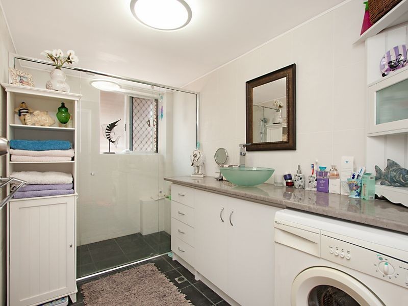 3/2 Twenty Sixth Avenue, Palm Beach QLD 4221