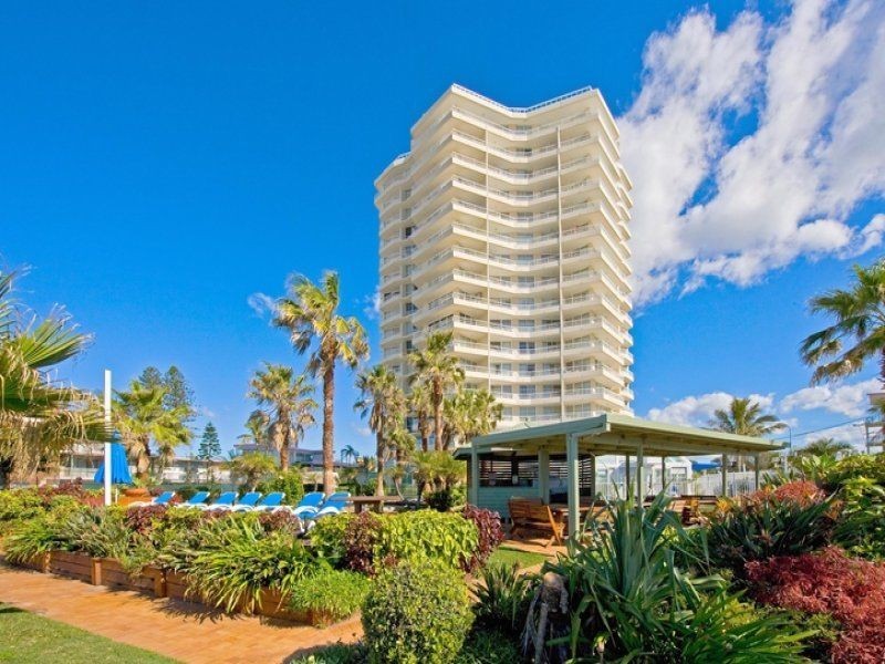 13A/2 Nineteenth Avenue, Palm Beach QLD 4221