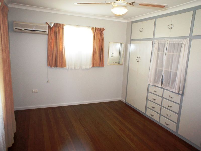 13 Currumbin Creek Road, Currumbin Waters QLD 4223