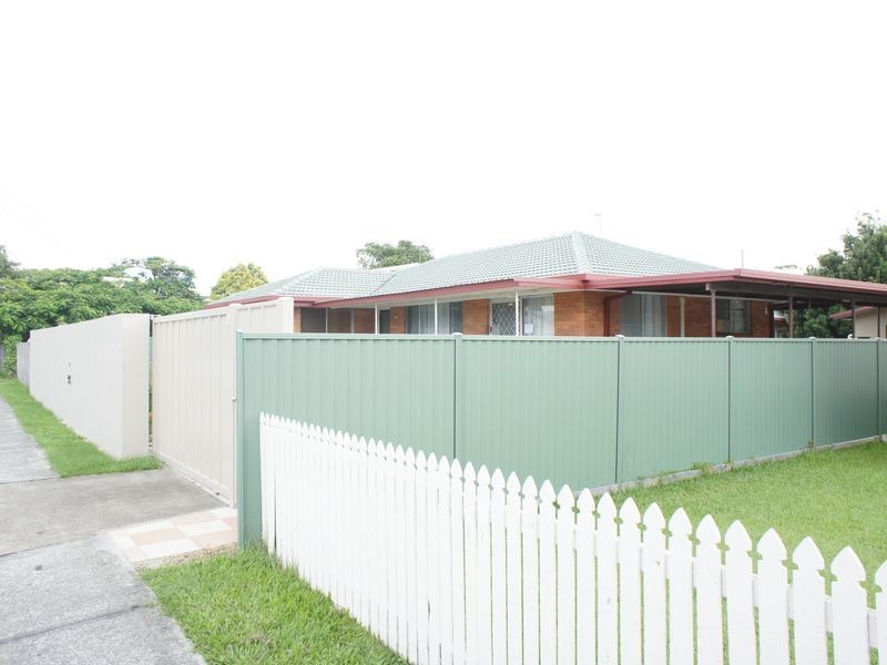 13 Currumbin Creek Road, Currumbin Waters QLD 4223