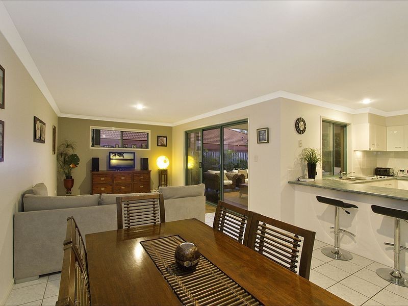 14 Sittella Crescent, Burleigh Waters QLD 4220