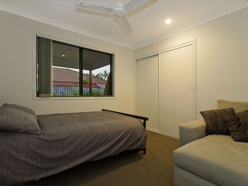 14 Sittella Crescent, Burleigh Waters QLD 4220