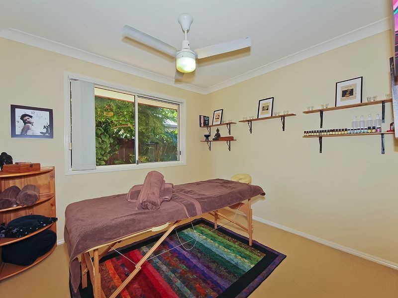 52 Yodelay Street, Varsity Lakes QLD 4227