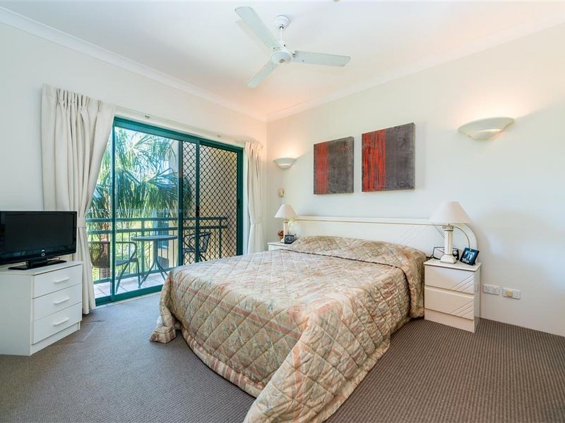 Unit/955 Gold Coast Highway, Palm Beach QLD 4221