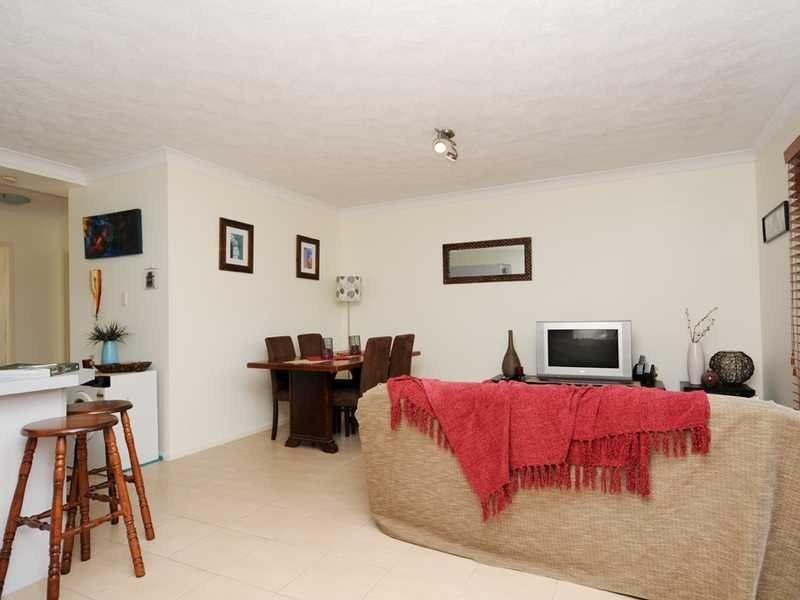 11/14 Mawarra Street, Palm Beach QLD 4221