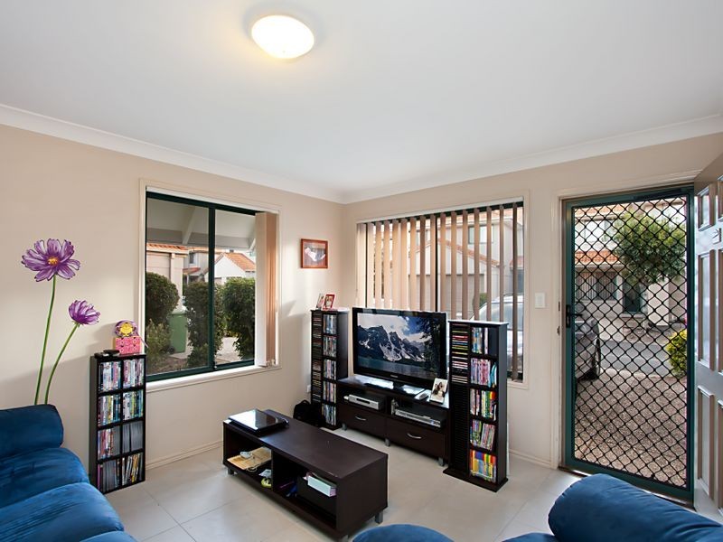 76/21 Regensberg Close, Varsity Lakes QLD 4227