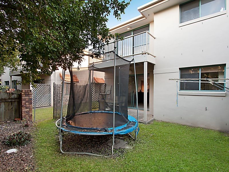 76/21 Regensberg Close, Varsity Lakes QLD 4227