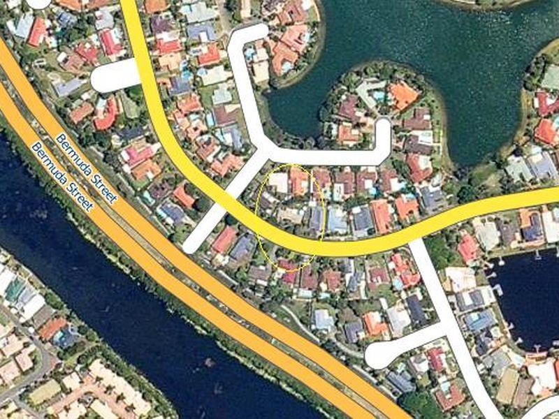 69 Barrier Reef Drive, Mermaid Waters QLD 4218