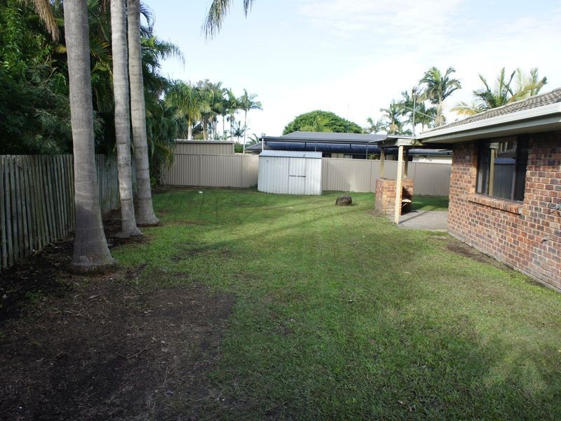 69 Barrier Reef Drive, Mermaid Waters QLD 4218