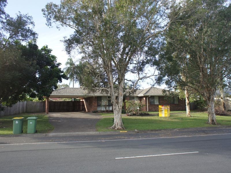 69 Barrier Reef Drive, Mermaid Waters QLD 4218
