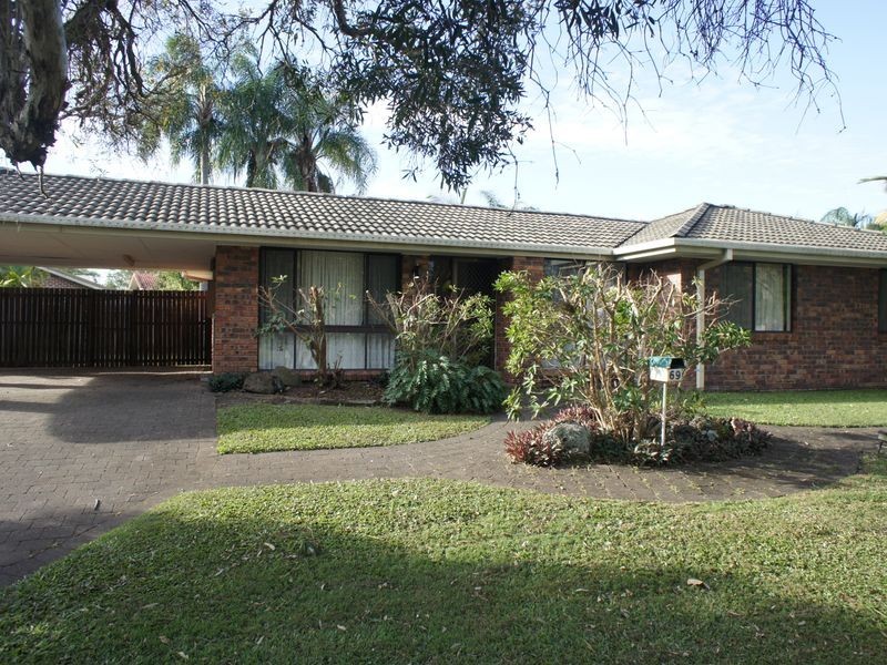 69 Barrier Reef Drive, Mermaid Waters QLD 4218