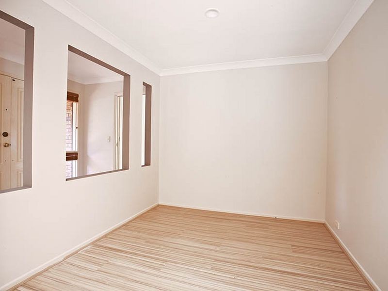 8 Baumea Court, Elanora QLD 4221