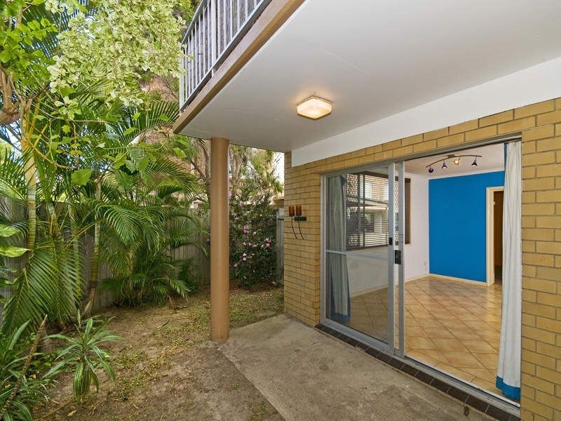 2/7 Allara Avenue, Palm Beach QLD 4221