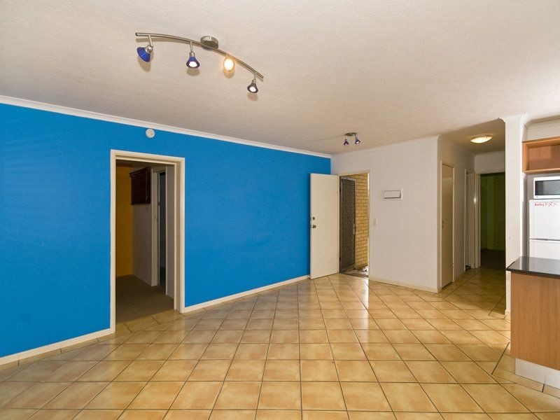 2/7 Allara Avenue, Palm Beach QLD 4221