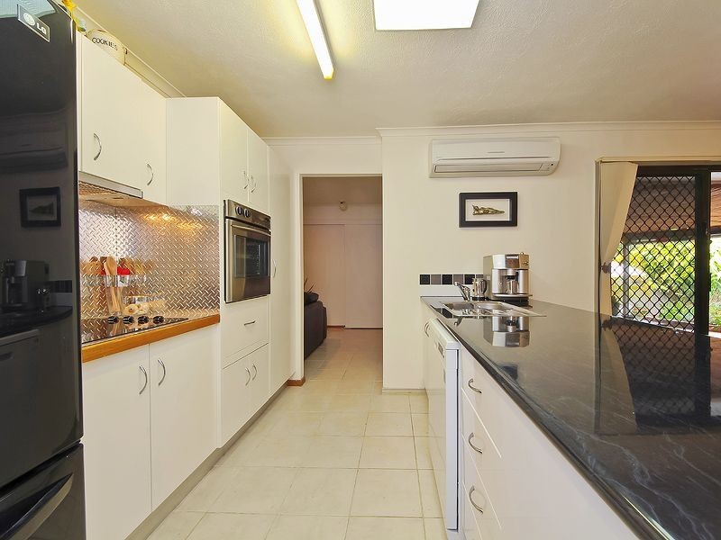 10 Beaumont Court, Currumbin Waters QLD 4223