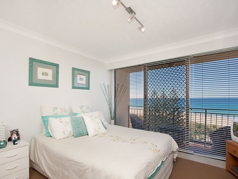 7B/973 Gold Coast Highway, Palm Beach QLD 4221