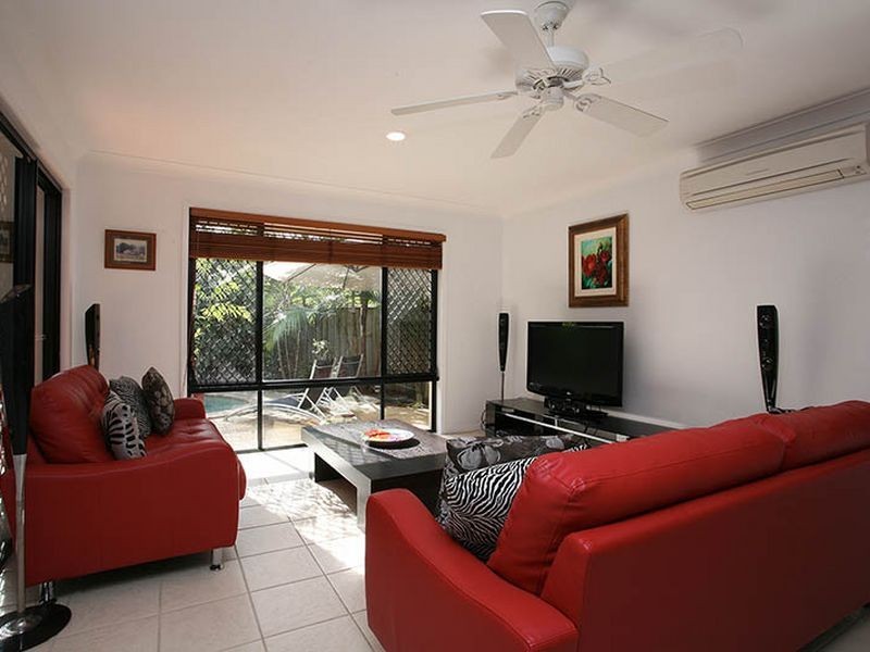 2/49 Keegan Cct, Currumbin Waters QLD 4223