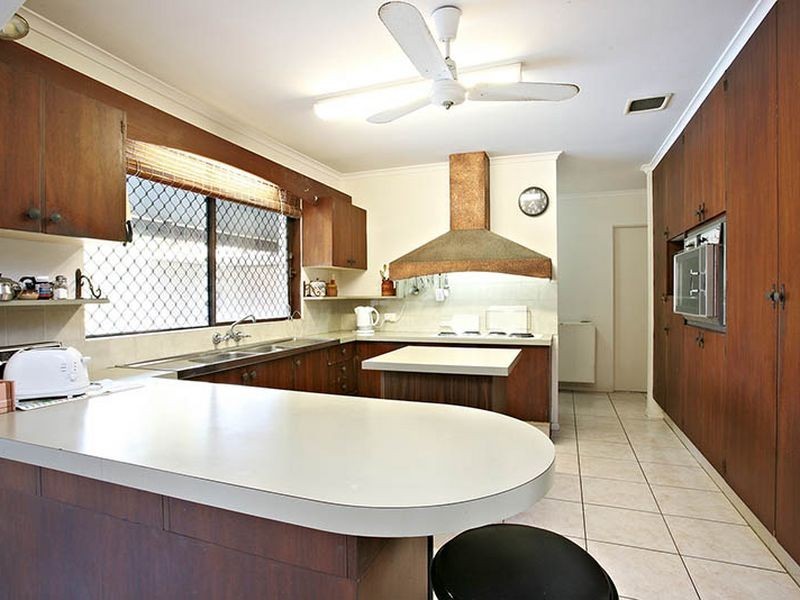 6 Swordfish Ct, Palm Beach QLD 4221