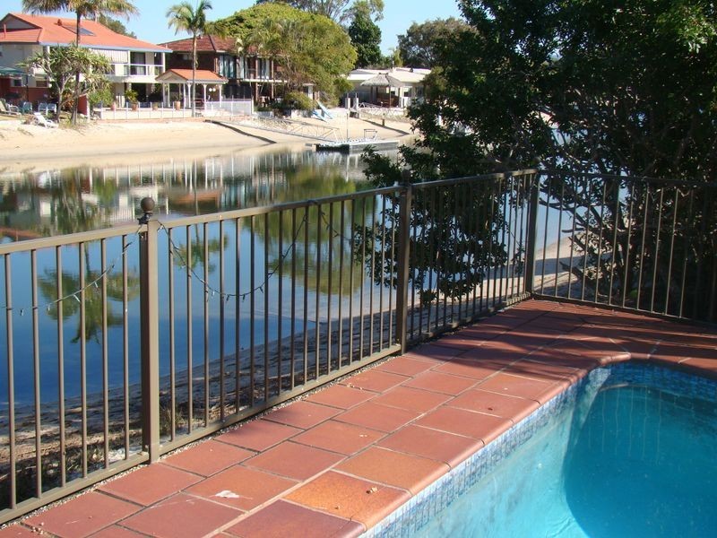 6 Swordfish Ct, Palm Beach QLD 4221