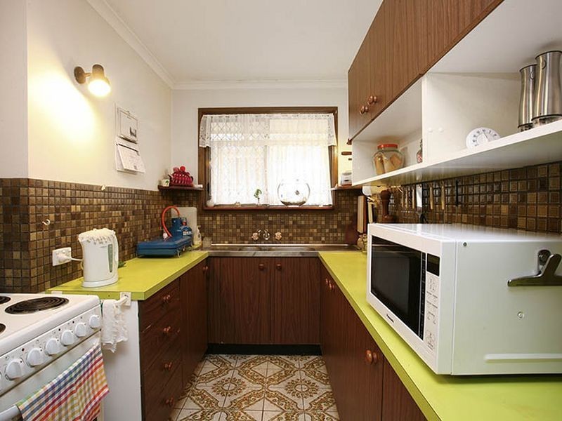 16 Brooke Ave, Palm Beach QLD 4221