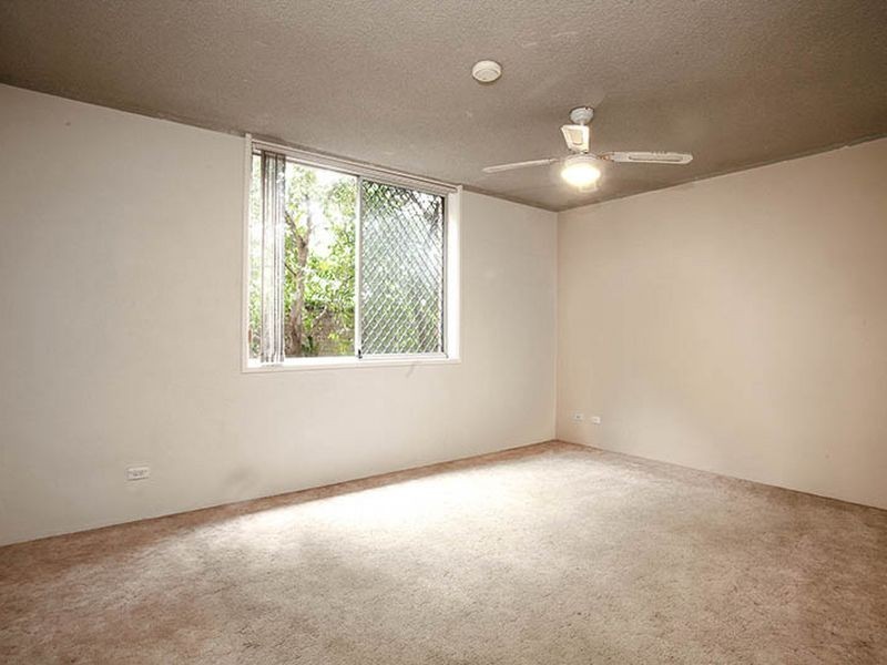 1/1976 Gold Coast Highway, Miami QLD 4220