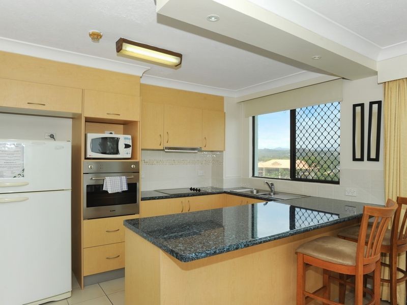 4E/969 Gold Coast Highway, Palm Beach QLD 4221