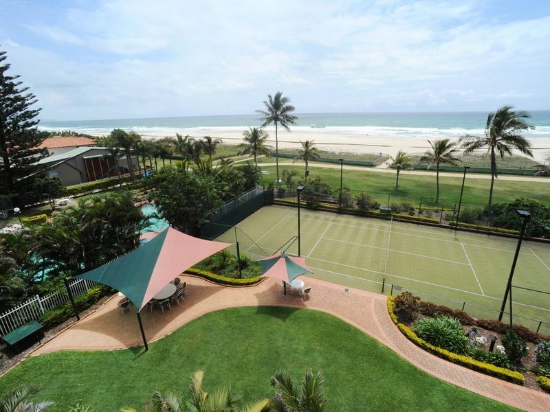 4E/969 Gold Coast Highway, Palm Beach QLD 4221