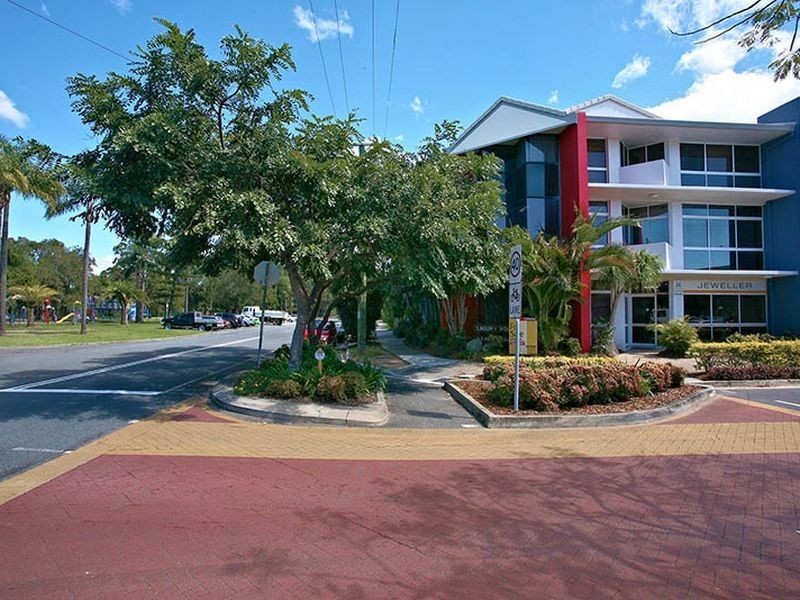 5/2 Philippine Parade, Palm Beach QLD 4221