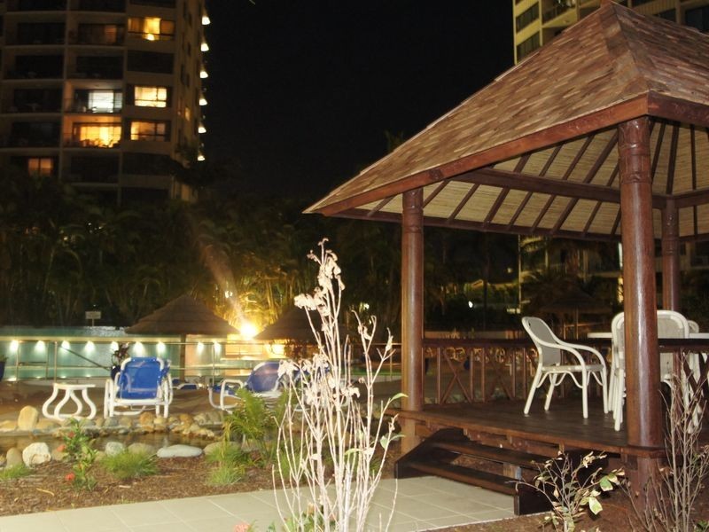 4e/973 Gold Coast Highway, Palm Beach QLD 4221