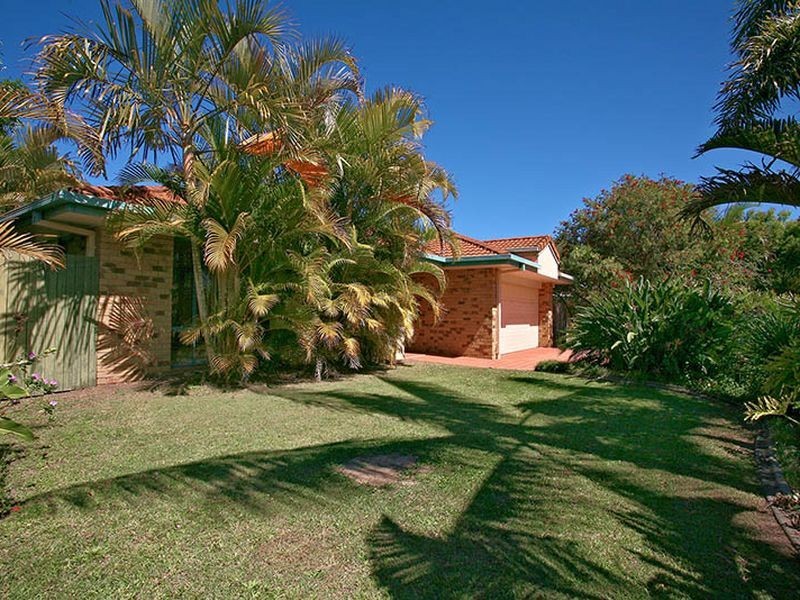 49 Saffron Street, Elanora QLD 4221