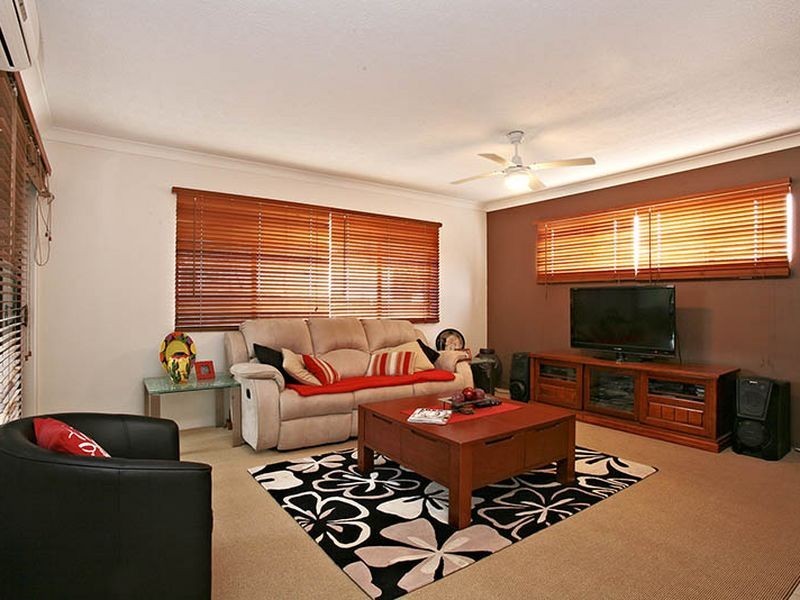 3/12 Fifteenth Avenue, Palm Beach QLD 4221