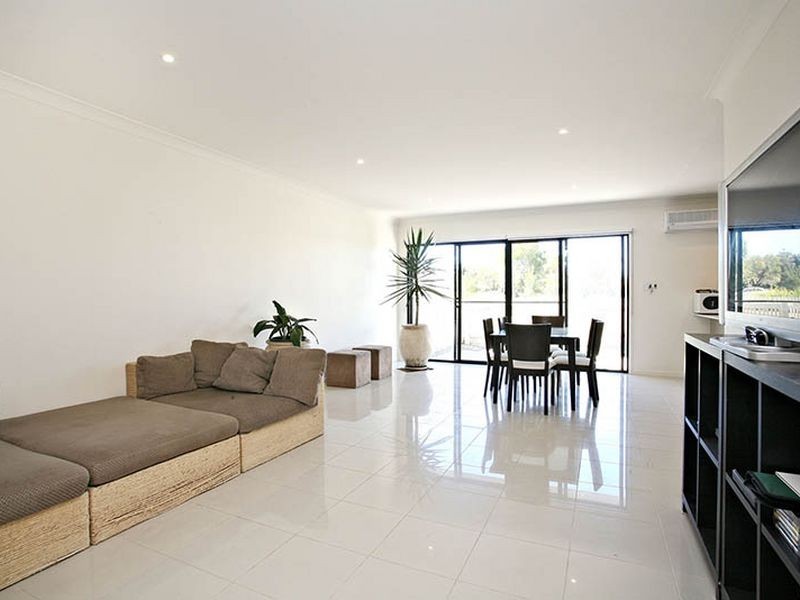 181/2 Inland Dr, Tugun QLD 4224