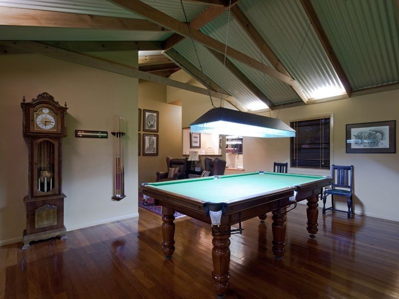 33 Dungogie Drive, Tallebudgera QLD 4228