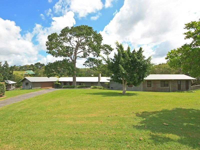 33 Dungogie Drive, Tallebudgera QLD 4228