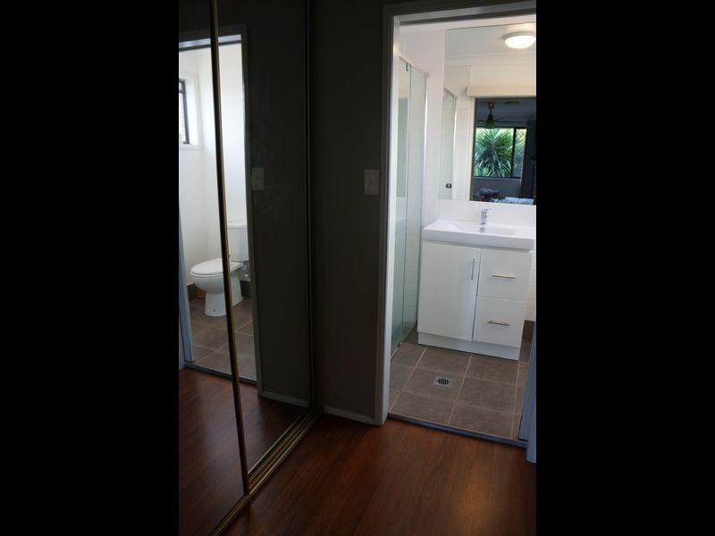 52 Treeview Drive, Burleigh Waters QLD 4220