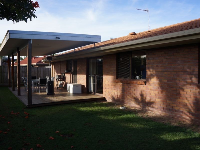 52 Treeview Drive, Burleigh Waters QLD 4220